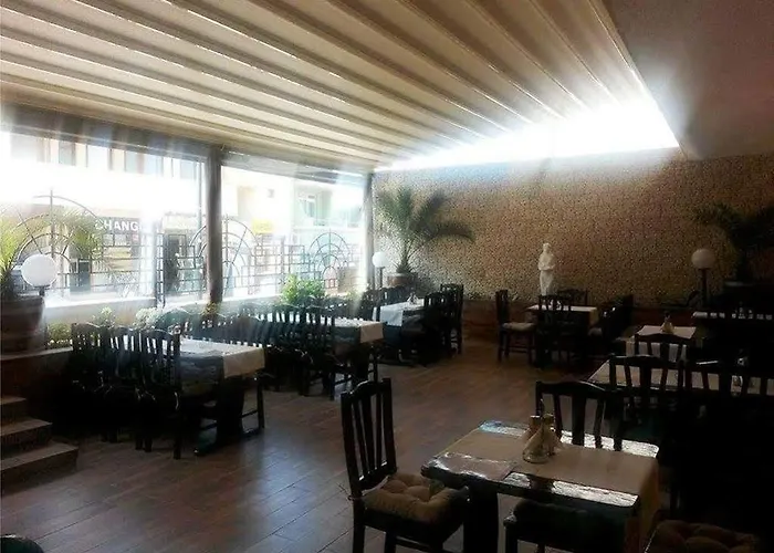 Hotel Family Alfa 3*